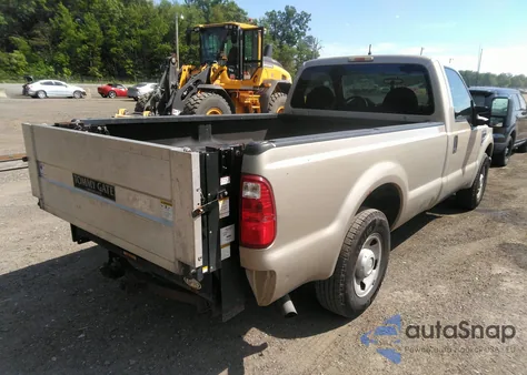 2009 Ford F-250 Xl/Xlt из США, поврежденный, VIN 1FTNF20559EB08531